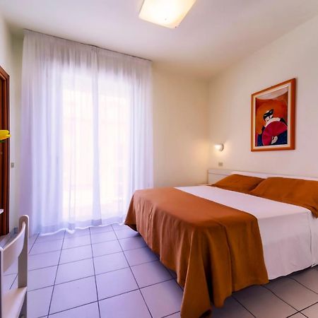 Hotel Astra Riccione Eksteriør billede