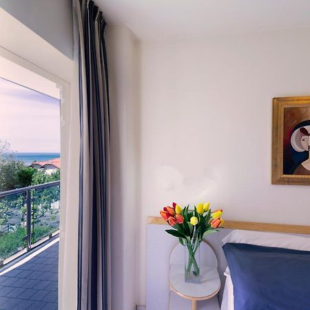 Hotel Astra Riccione Eksteriør billede